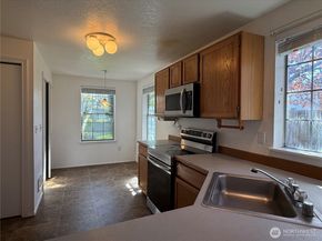 23960 58th Court D1, Kent WA 99032
