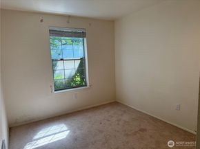 23960 58th Court D1, Kent WA 99032