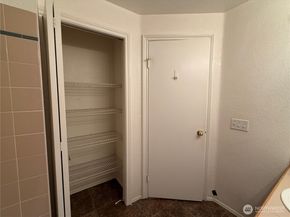 23960 58th Court D1, Kent WA 99032