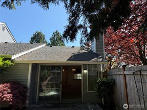 23960 58th Court D1, Kent WA 99032