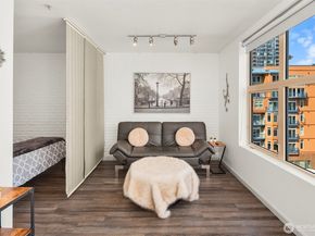 2324 1st Avenue 414, Seattle WA 98121