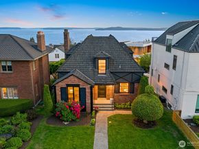 2527 Westmont Way W, Seattle WA 98199