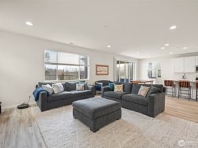 10352 Chimes Place NW, Bremerton WA 98311