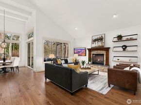 9026 NE 127th Place, Kirkland WA 98034