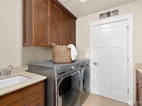 9026 NE 127th Place, Kirkland WA 98034