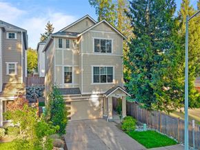 23205 89th Avenue W 8, Edmonds WA 98026