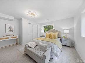 17801 38th Pl W, Lynnwood WA 98037