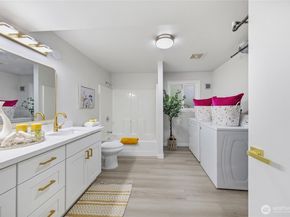 17801 38th Pl W, Lynnwood WA 98037