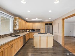 23105 20th Avenue S, Des Moines WA 98198