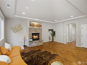 12855 NE 197th Place, Woodinville WA 98072