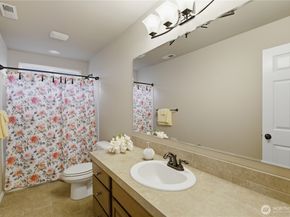 12855 NE 197th Place, Woodinville WA 98072