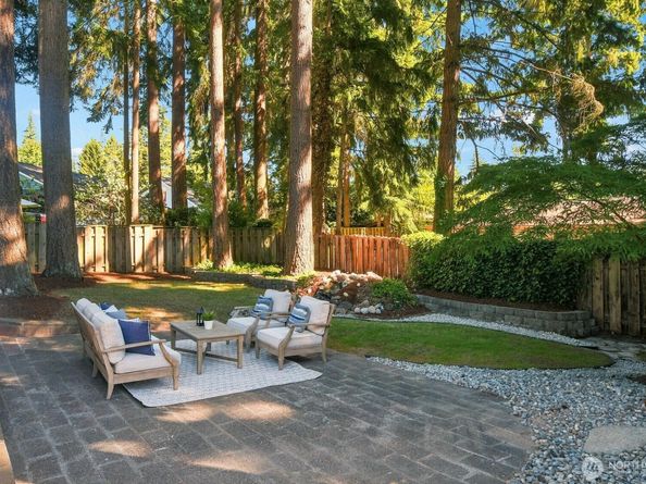 12117 NE 143rd Place, Kirkland WA 98034