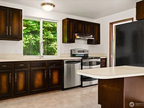 9236 NE 136th Place, Kirkland WA 98034