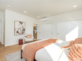 5114 15th Avenue S, Seattle WA 98108