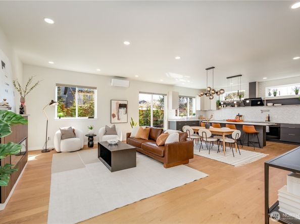 5114 15th Avenue S, Seattle WA 98108