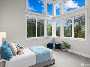 16908 SE 34th Street, Bellevue WA 98008