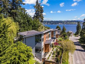 16908 SE 34th Street, Bellevue WA 98008