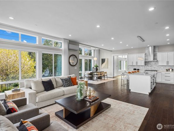 16908 SE 34th Street, Bellevue WA 98008