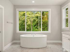 1367 Bandera Avenue SE, North Bend WA 98045
