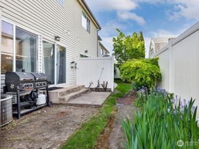418 17th Street SE 1D, Auburn WA 98002