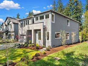 7226 NE 129th Street, Kirkland WA 98034