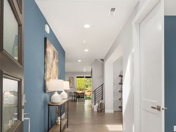 7226 NE 129th Street, Kirkland WA 98034