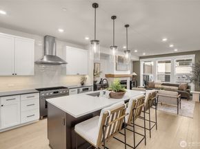446 222nd Place SE, Sammamish WA 98074