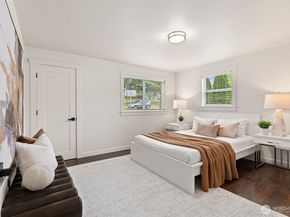 8129 224th Street SW, Edmonds WA 98026