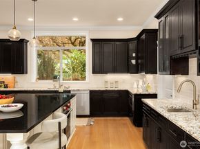 1145 33rd Avenue E, Seattle WA 98112