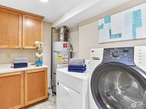 12226 SE 25th Street, Bellevue WA 98005
