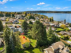 3737 Park Avenue N, Renton WA 98056