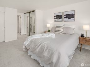 1319 S Puget Drive D34, Renton WA 98055
