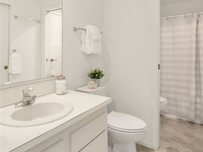 1319 S Puget Drive D34, Renton WA 98055