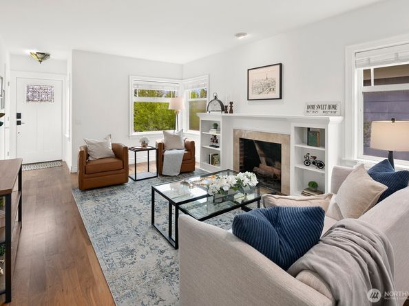 4045 2nd Avenue NE, Seattle WA 98105