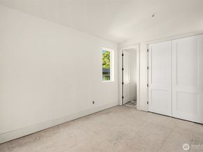 5222 Forest Avenue SE, Mercer Island WA 98040