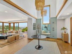 2506 W Halladay Street, Seattle WA 98199