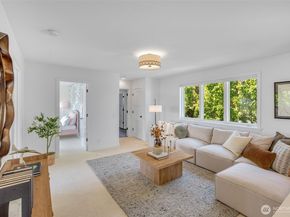 2506 W Halladay Street, Seattle WA 98199