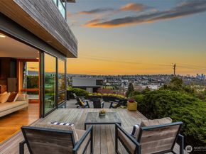 2506 W Halladay Street, Seattle WA 98199