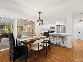 18330 47th Place NE, Lake Forest Park WA 98155