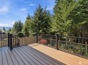 9125 Satterlee Avenue SE, Snoqualmie WA 98065