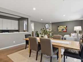 9125 Satterlee Avenue SE, Snoqualmie WA 98065