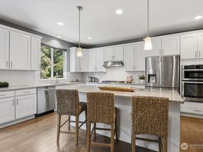 9125 Satterlee Avenue SE, Snoqualmie WA 98065