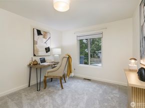 15812 NE 106th Street, Redmond WA 98052