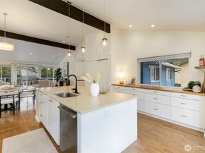 15812 NE 106th Street, Redmond WA 98052