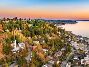 3831 58th Avenue SW, Seattle WA 98116