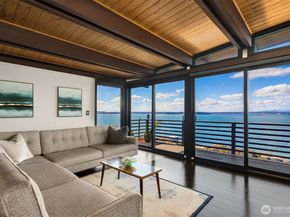 3831 58th Avenue SW, Seattle WA 98116