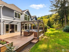3463 NE Madison Way, Issaquah WA 98029