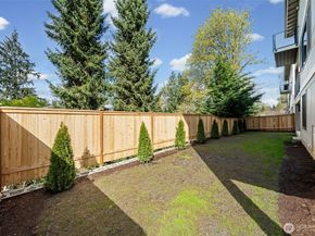 16036 SE 44TH Court, Bellevue WA 98006