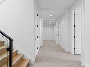 16036 SE 44TH Court, Bellevue WA 98006