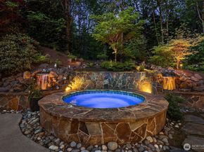 8512 213th Place NE, Redmond WA 98053